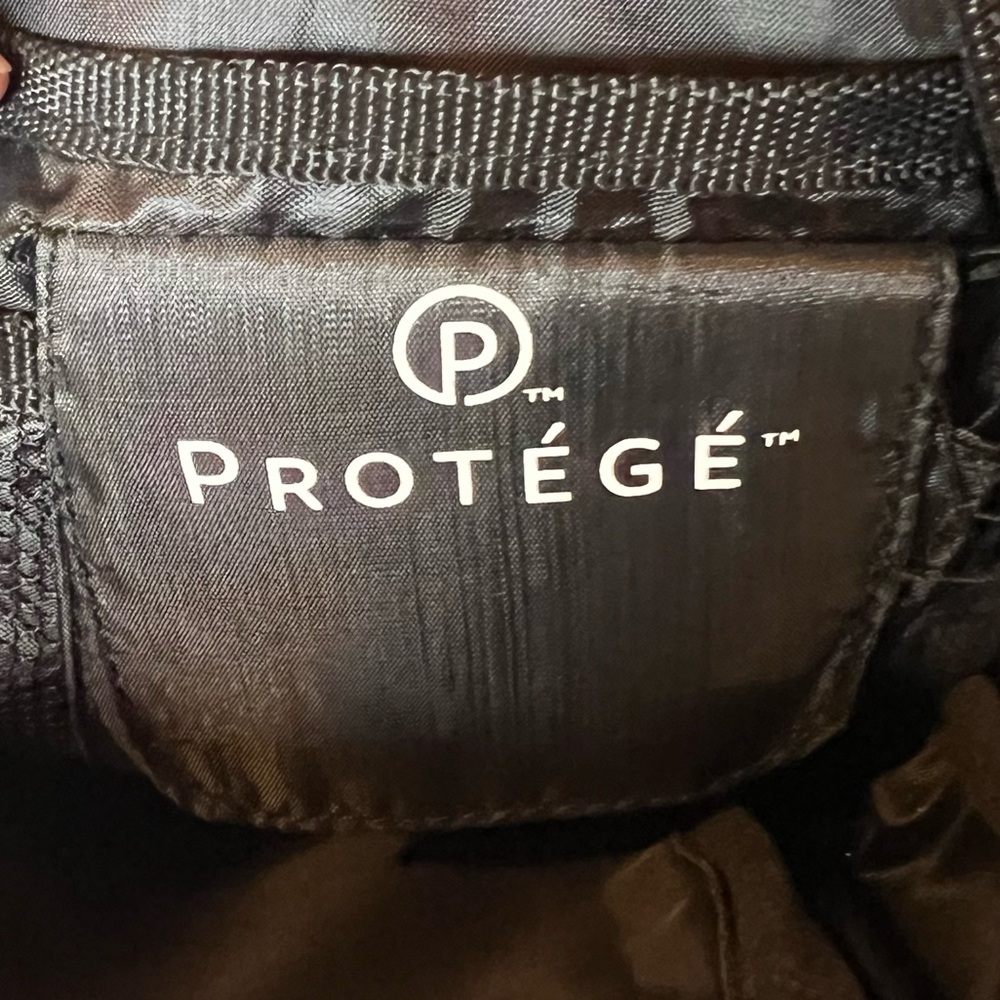 Protege, Small Basic Min Black Backpack - image 6